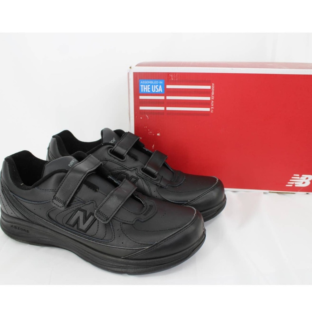 New Balance 577 V1 Hook & Loop Walking Shoe 9.5 2E
38 Size: 9.5 New Balance.